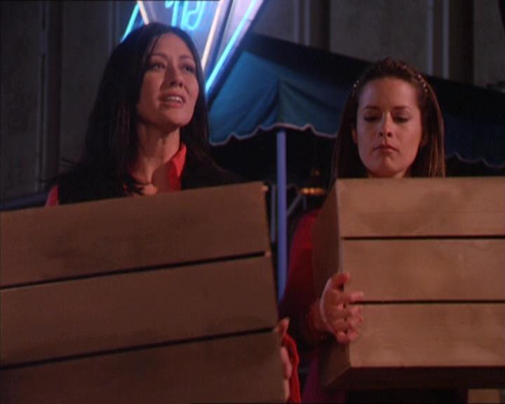Charmed-Online-dot-213AnimalPragmatism2034.jpg