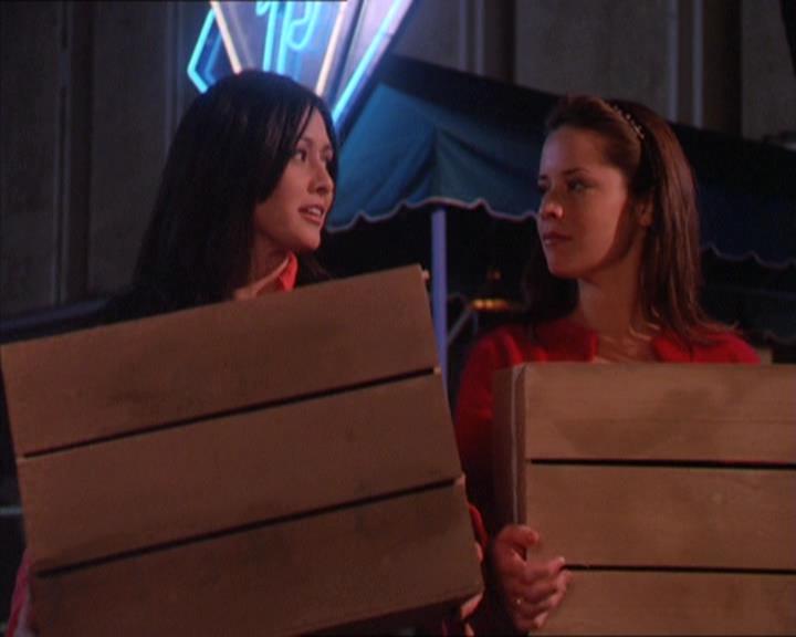 Charmed-Online-dot-213AnimalPragmatism2035.jpg