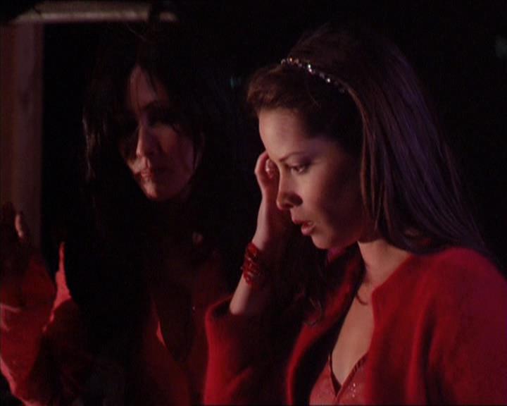 Charmed-Online-dot-213AnimalPragmatism2062.jpg
