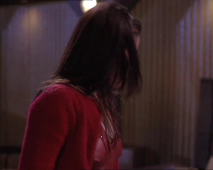 Charmed-Online-dot-213AnimalPragmatism2119.jpg