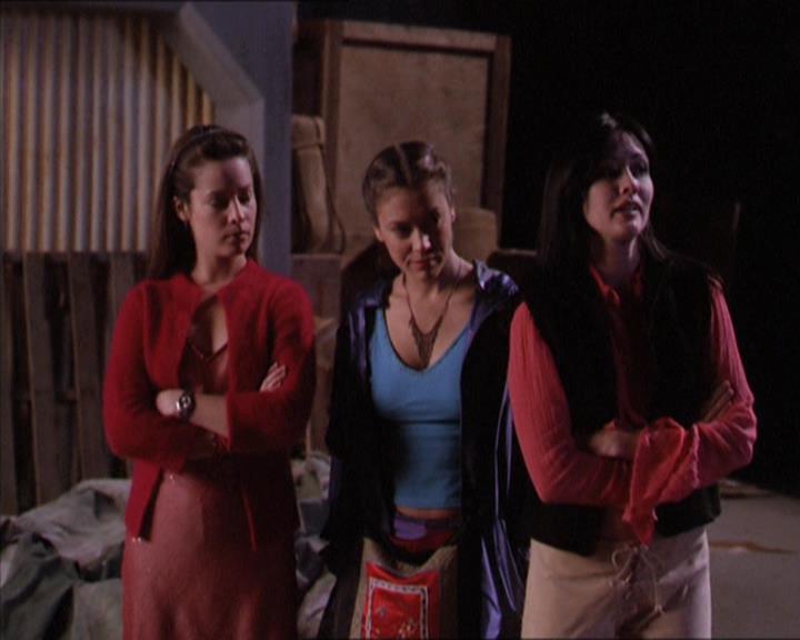 Charmed-Online-dot-213AnimalPragmatism2142.jpg