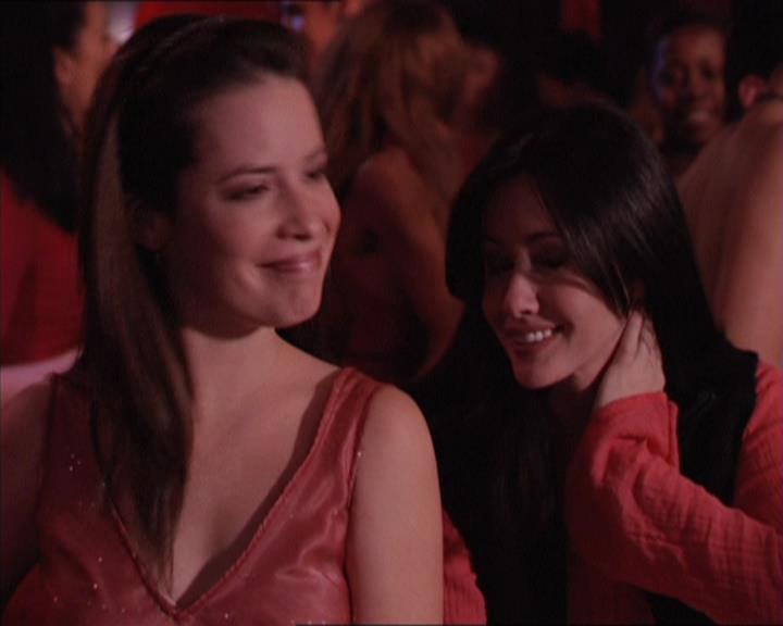 Charmed-Online-dot-213AnimalPragmatism2201.jpg