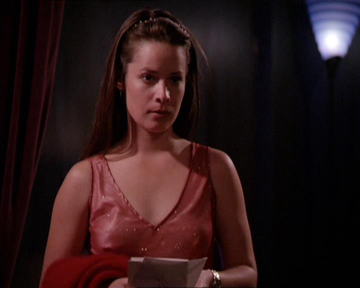 Charmed-Online-dot-213AnimalPragmatism2379.jpg