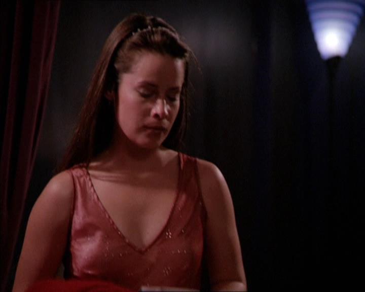 Charmed-Online-dot-213AnimalPragmatism2380.jpg
