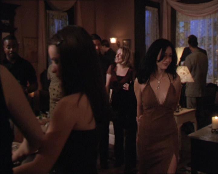 Charmed-Online-dot-214PardonMtPast0005.jpg