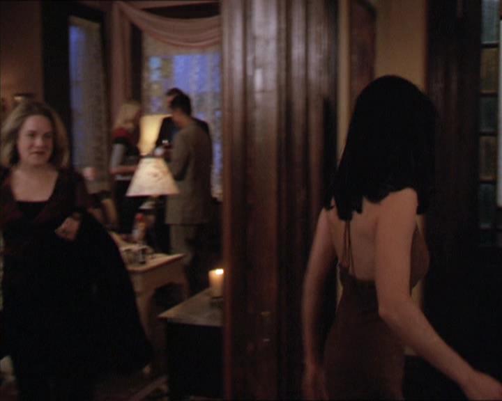 Charmed-Online-dot-214PardonMtPast0006.jpg