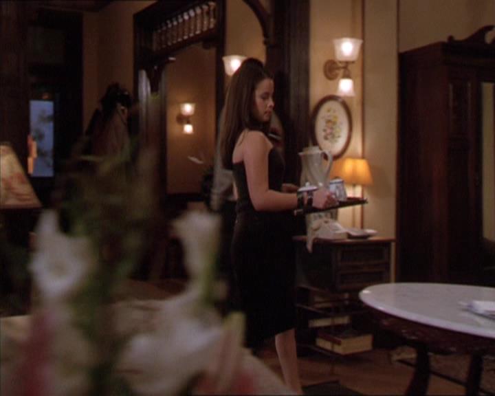 Charmed-Online-dot-214PardonMtPast0011.jpg