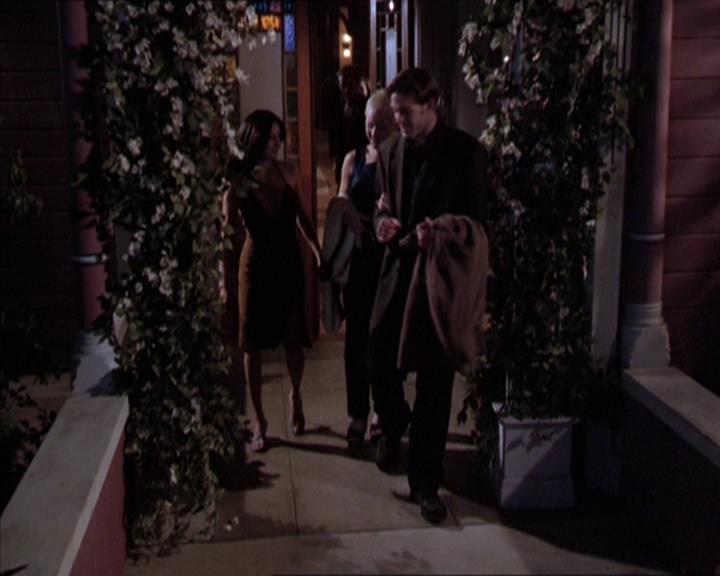 Charmed-Online-dot-214PardonMtPast0144.jpg
