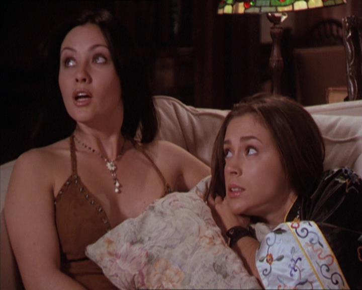 Charmed-Online-dot-214PardonMtPast0319.jpg