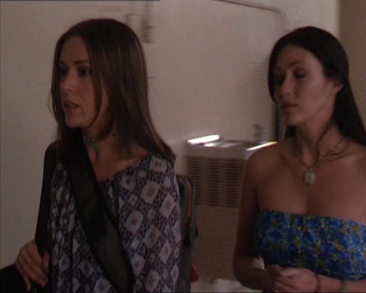 Charmed-Online-dot-214PardonMtPast0423.jpg