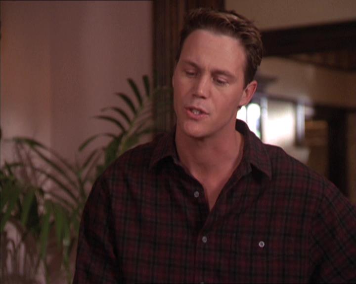 Charmed-Online-dot-214PardonMtPast0609.jpg