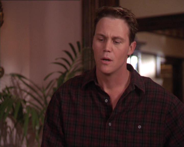 Charmed-Online-dot-214PardonMtPast0612.jpg