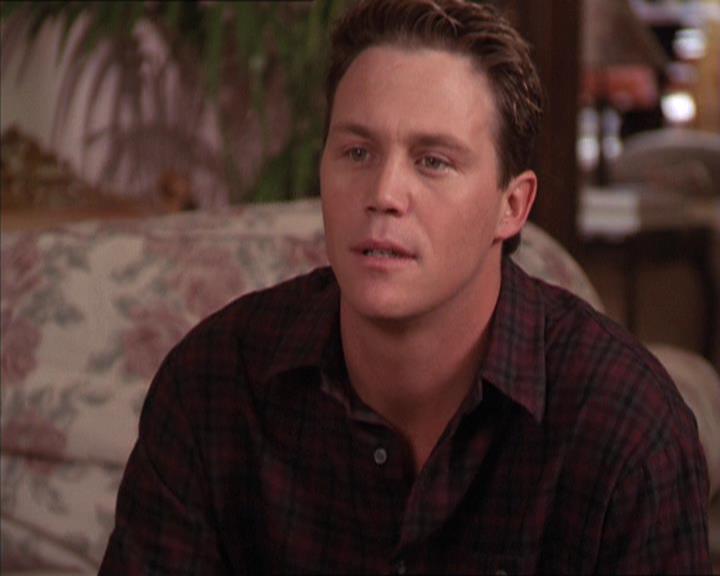 Charmed-Online-dot-214PardonMtPast0623.jpg Charmed-Online-dot-214PardonMtPast0623.jpg