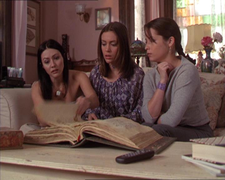 Charmed-Online-dot-214PardonMtPast0651.jpg