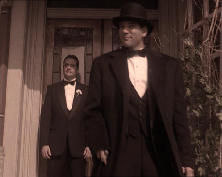 Charmed-Online-dot-214PardonMtPast0723.jpg