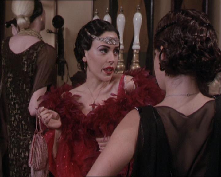 Charmed-Online-dot-214PardonMtPast0805.jpg Charmed-Online-dot-214PardonMtPast0805.jpg