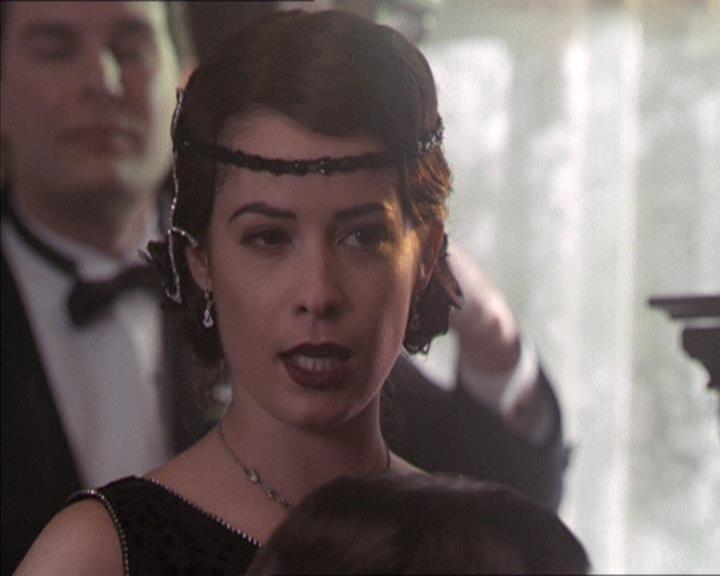 Charmed-Online-dot-214PardonMtPast0824.jpg Charmed-Online-dot-214PardonMtPast0824.jpg