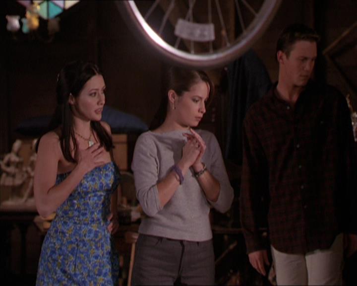 Charmed-Online-dot-214PardonMtPast0997.jpg
