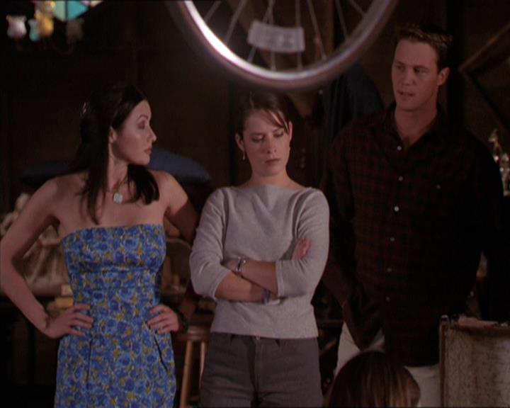 Charmed-Online-dot-214PardonMtPast1007.jpg