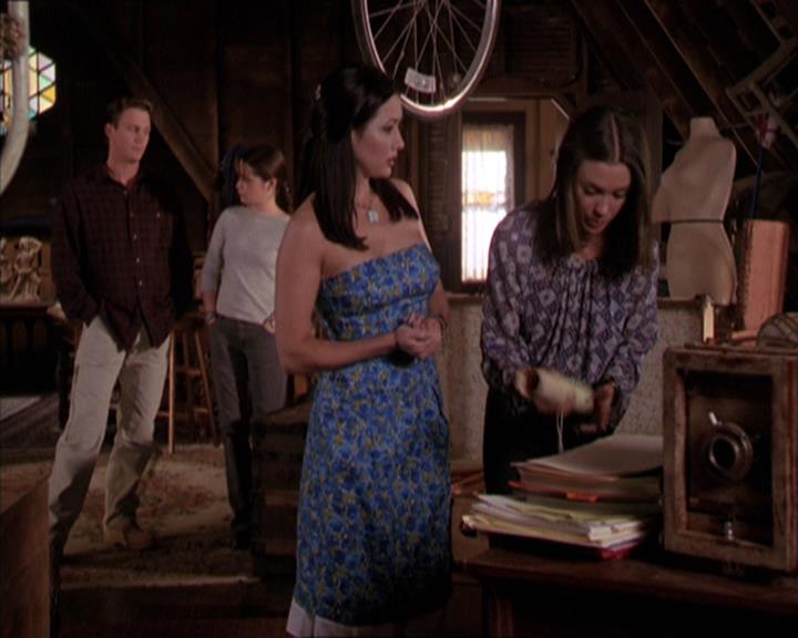 Charmed-Online-dot-214PardonMtPast1101.jpg