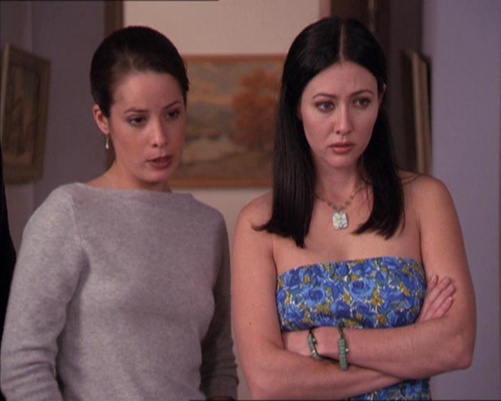 Charmed-Online-dot-214PardonMtPast1234.jpg Charmed-Online-dot-214PardonMtPast1234.jpg