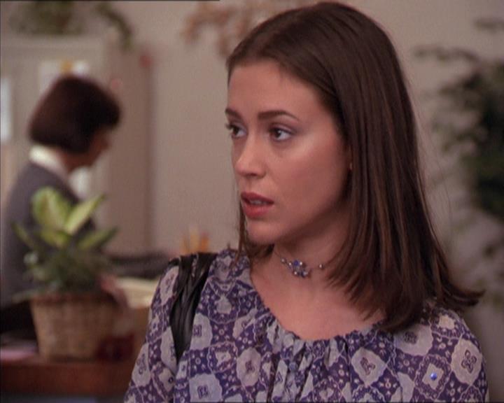 Charmed-Online-dot-214PardonMtPast1299.jpg Charmed-Online-dot-214PardonMtPast1299.jpg