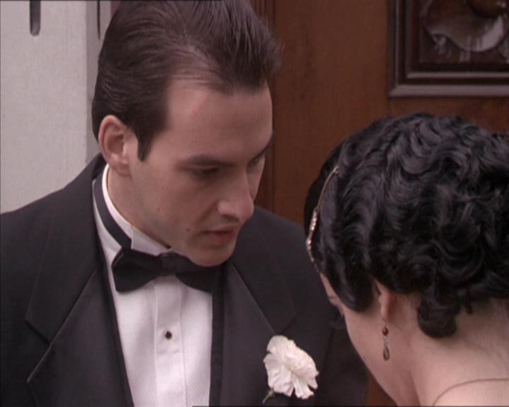 Charmed-Online-dot-214PardonMtPast1345.jpg Charmed-Online-dot-214PardonMtPast1345.jpg