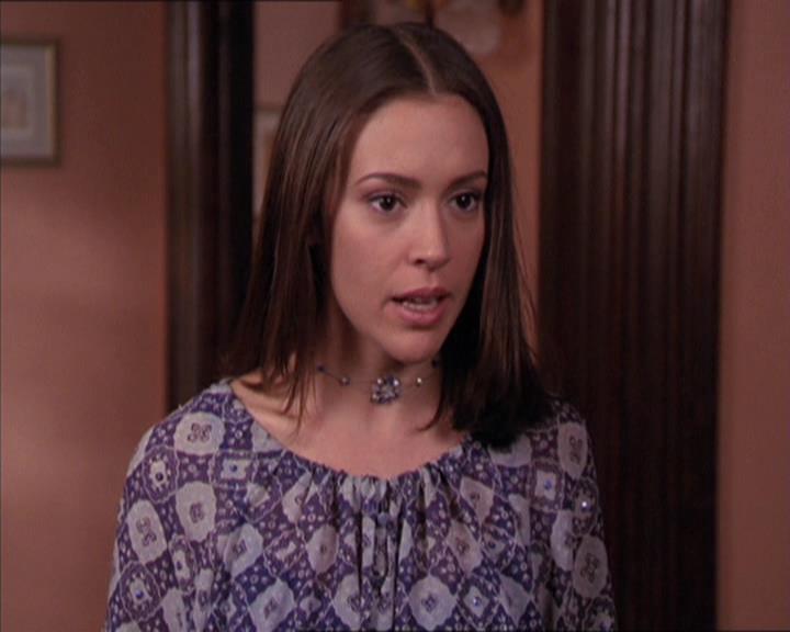 Charmed-Online-dot-214PardonMtPast1535.jpg Charmed-Online-dot-214PardonMtPast1535.jpg