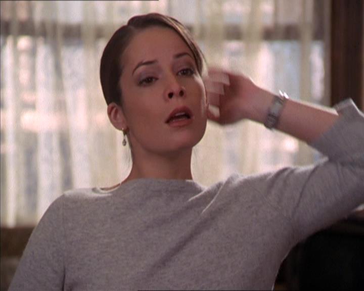 Charmed-Online-dot-214PardonMtPast1641.jpg Charmed-Online-dot-214PardonMtPast1641.jpg