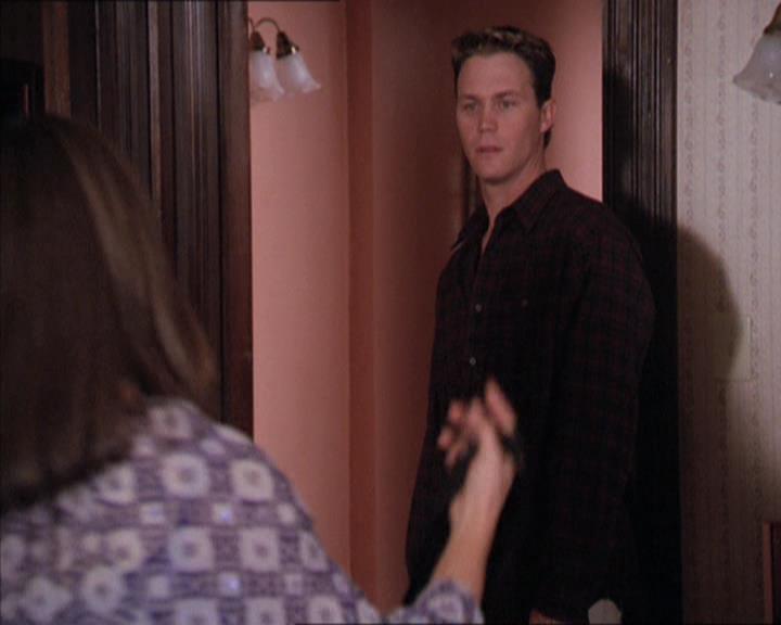 Charmed-Online-dot-214PardonMtPast1722.jpg Charmed-Online-dot-214PardonMtPast1722.jpg