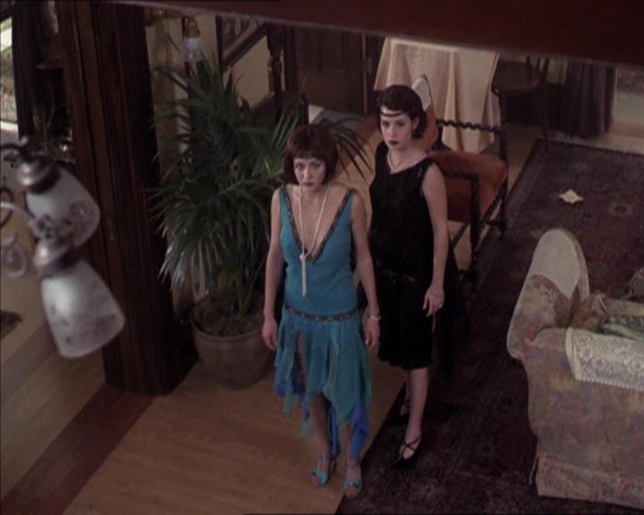 Charmed-Online-dot-214PardonMtPast1995.jpg