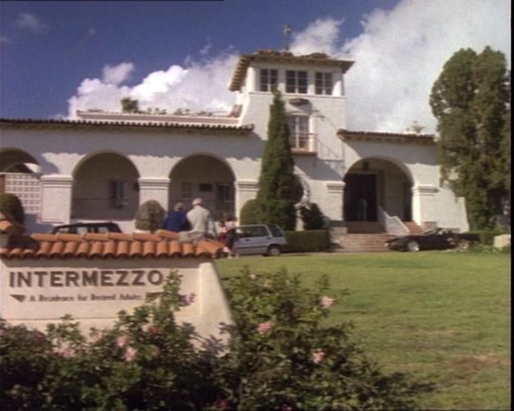 Charmed-Online-dot-214PardonMtPast2019.jpg Charmed-Online-dot-214PardonMtPast2019.jpg