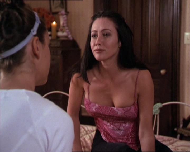 Charmed-Online-dot-214PardonMtPast2366.jpg