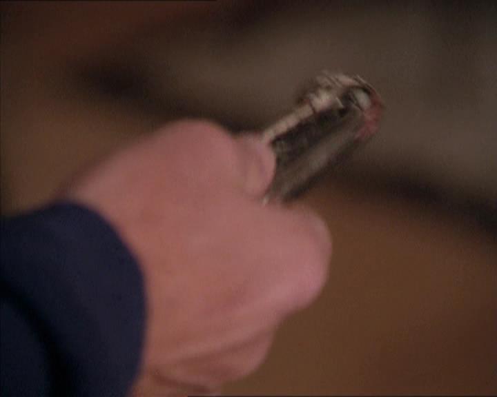 Charmed-Online-dot-215GiveMeASign0821.jpg
