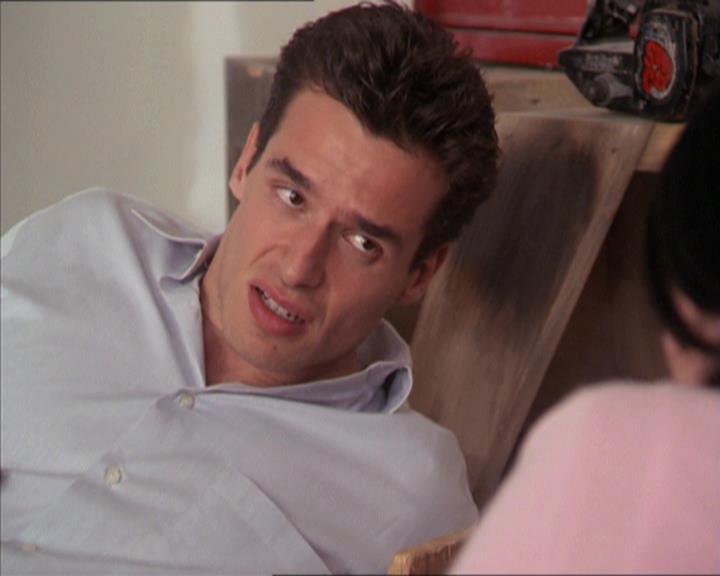 Charmed-Online-dot-215GiveMeASign1041.jpg