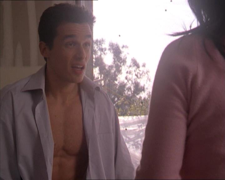 Charmed-Online-dot-215GiveMeASign1199.jpg