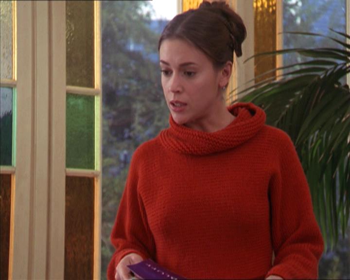 Charmed-Online-dot-215GiveMeASign1266.jpg