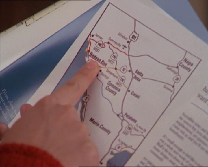 Charmed-Online-dot-215GiveMeASign1286.jpg
