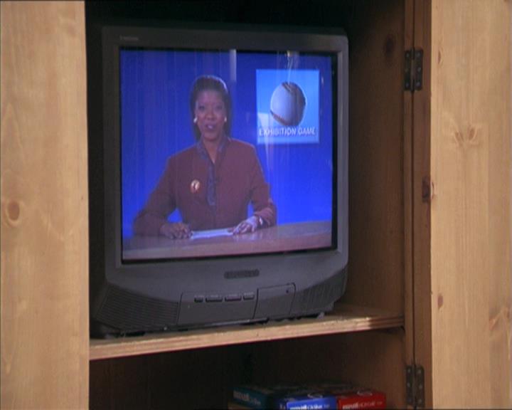 Charmed-Online-dot-215GiveMeASign1310.jpg