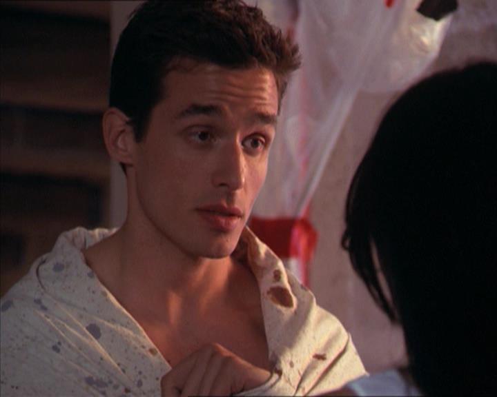 Charmed-Online-dot-215GiveMeASign1542.jpg