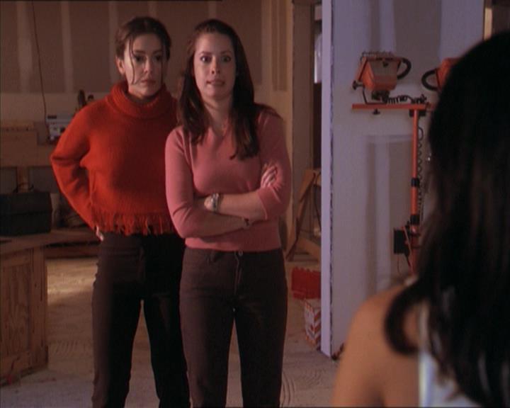 Charmed-Online-dot-215GiveMeASign1595.jpg