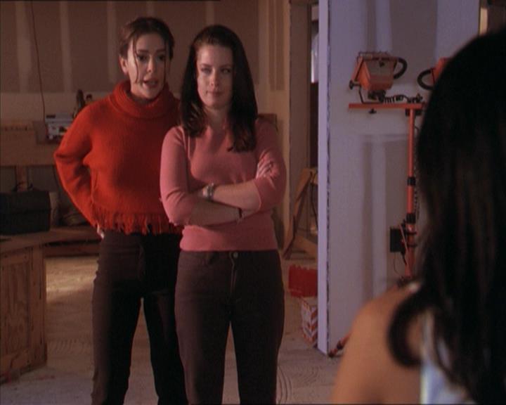 Charmed-Online-dot-215GiveMeASign1596.jpg