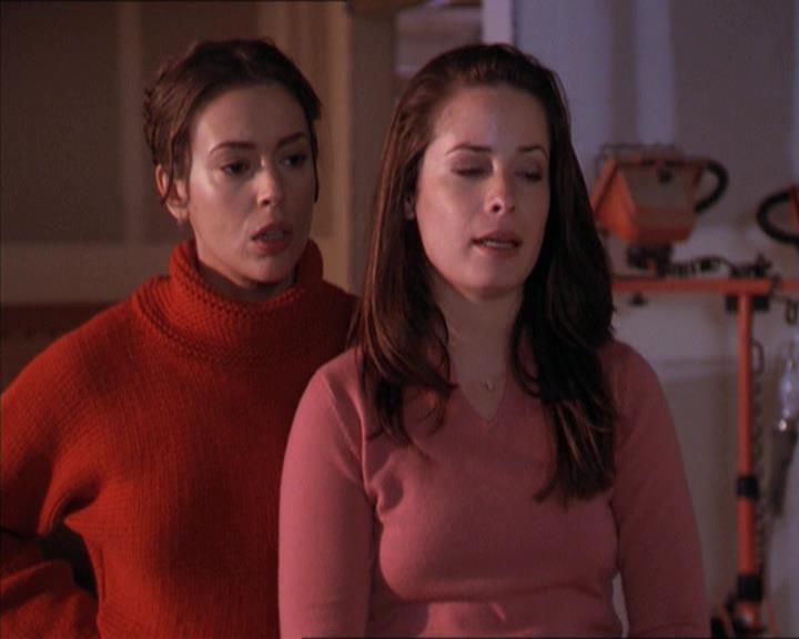 Charmed-Online-dot-215GiveMeASign1600.jpg