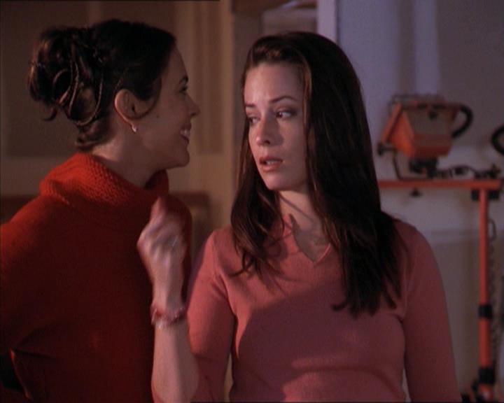 Charmed-Online-dot-215GiveMeASign1626.jpg