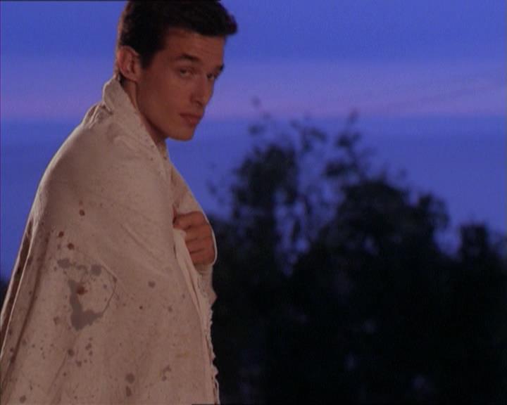 Charmed-Online-dot-215GiveMeASign1632.jpg