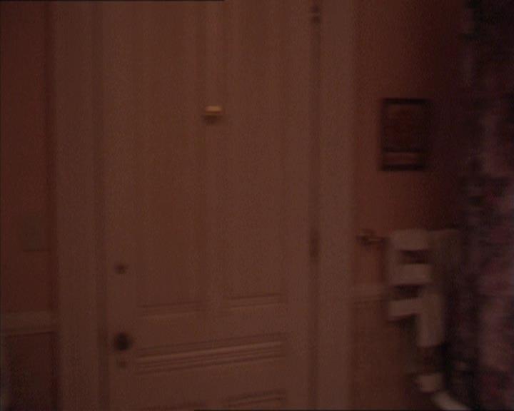 Charmed-Online-dot-215GiveMeASign1712.jpg