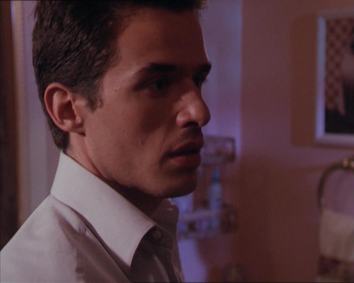 Charmed-Online-dot-215GiveMeASign1714.jpg