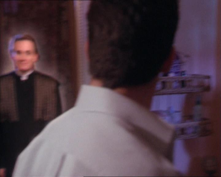 Charmed-Online-dot-215GiveMeASign1716.jpg