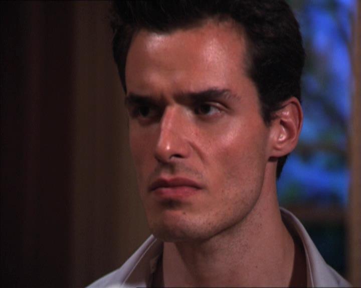 Charmed-Online-dot-215GiveMeASign1725.jpg