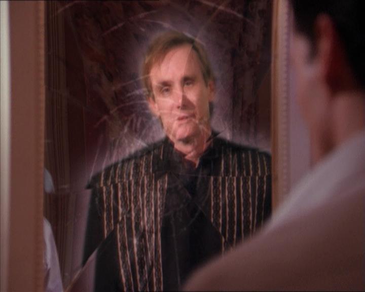 Charmed-Online-dot-215GiveMeASign1768.jpg